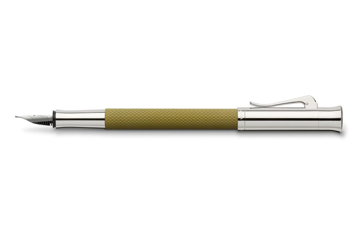 Graf Von Faber-Castell Guilloche Olive Green Vulpen 1 Graf Von Faber-Castell Guilloche Olive Green Vulpen