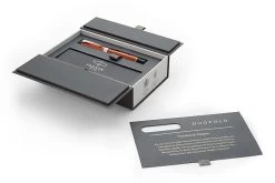 Parker® Parker Duofold Classic Big Red Centennial Vulpen -Pen Winkel 1931375 Parker Duofold Classic Big Red Centennial Fountain Pen 3