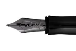 Graf Von Faber-Castell Guilloche Black Edition Vulpen 5 Graf Von Faber-Castell Guilloche Black Edition Vulpen -Pen Winkel BLACK20BP2012