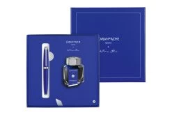 Caran D'Ache Léman Klein Blue Vulpen -Pen Winkel Caran d Ache Klein Blue Leman Fountain Pen 3