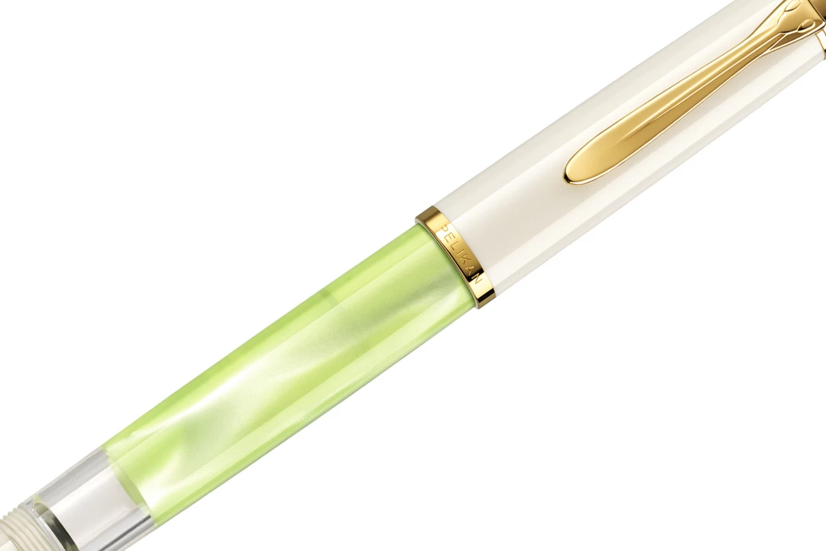 Pelikan Classic M200 Pastel Green Vulpen 2 Pelikan Classic M200 Pastel Green Vulpen - Afbeelding 2