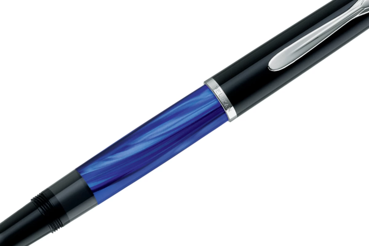 Pelikan Classic M205 Blue Marbled Vulpen 2 Pelikan Classic M205 Blue Marbled Vulpen - Afbeelding 2